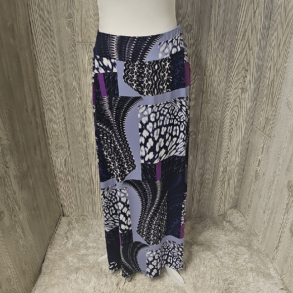 Ellen Tracy Dresses & Skirts - Ellen Tracy Purple and Black Maxi Skirt Womens Size Small